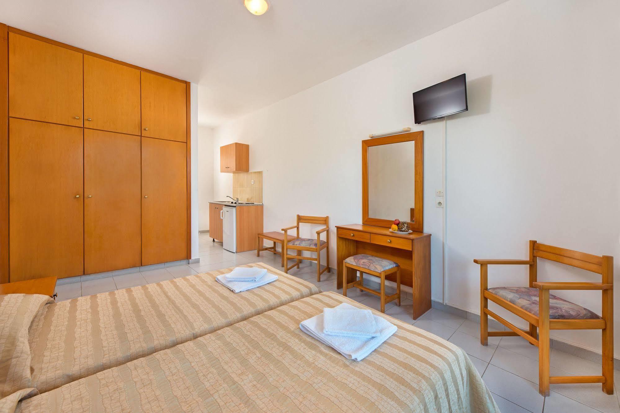 Bayside Katsaras 4*